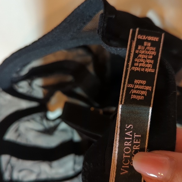 Victoria's Secret Very Sexy Unlined Balconet Sheer Black Bra Size 32DD - Picture 7 of 9